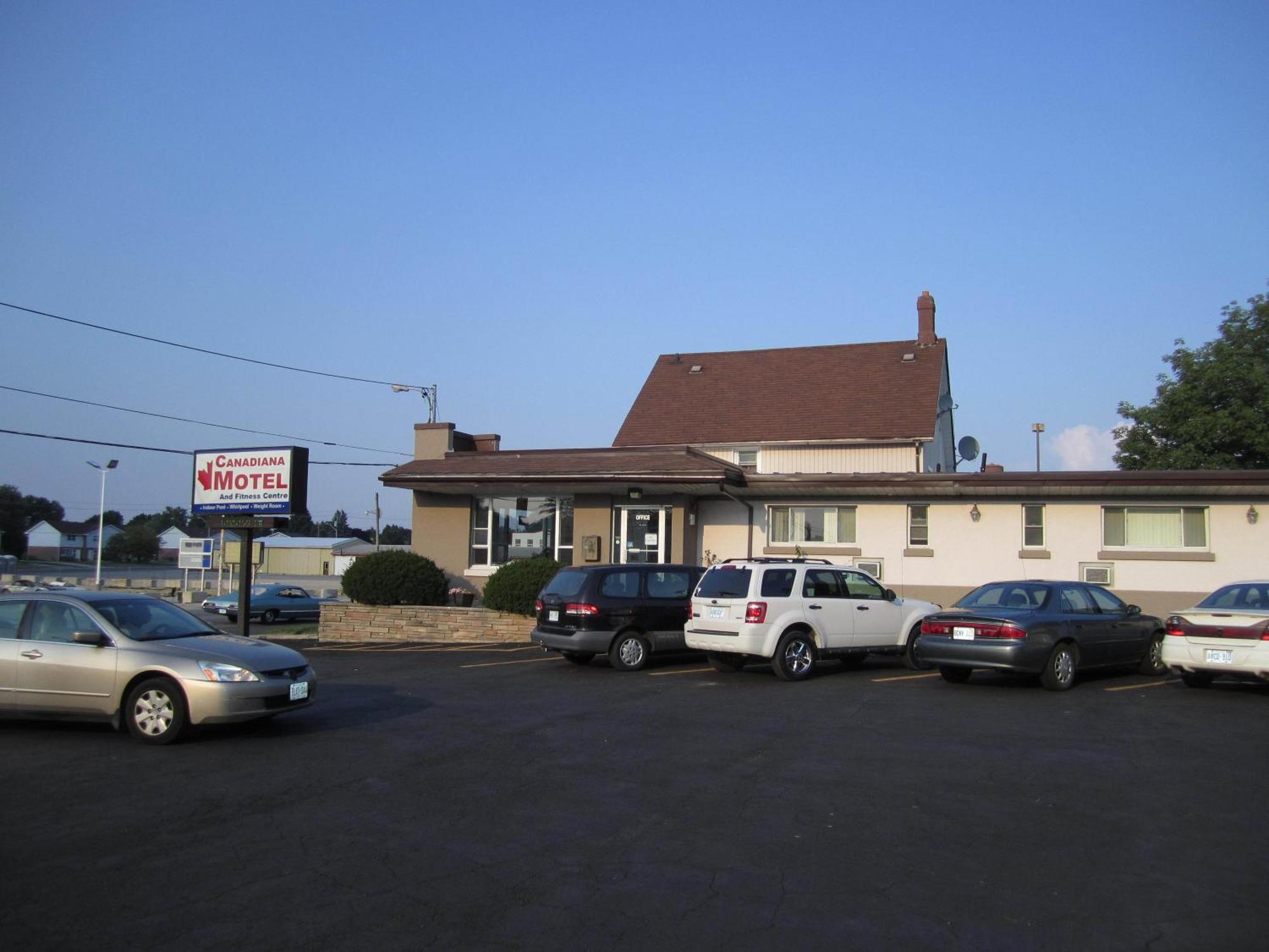 Canadiana Motel Hanover Exterior foto