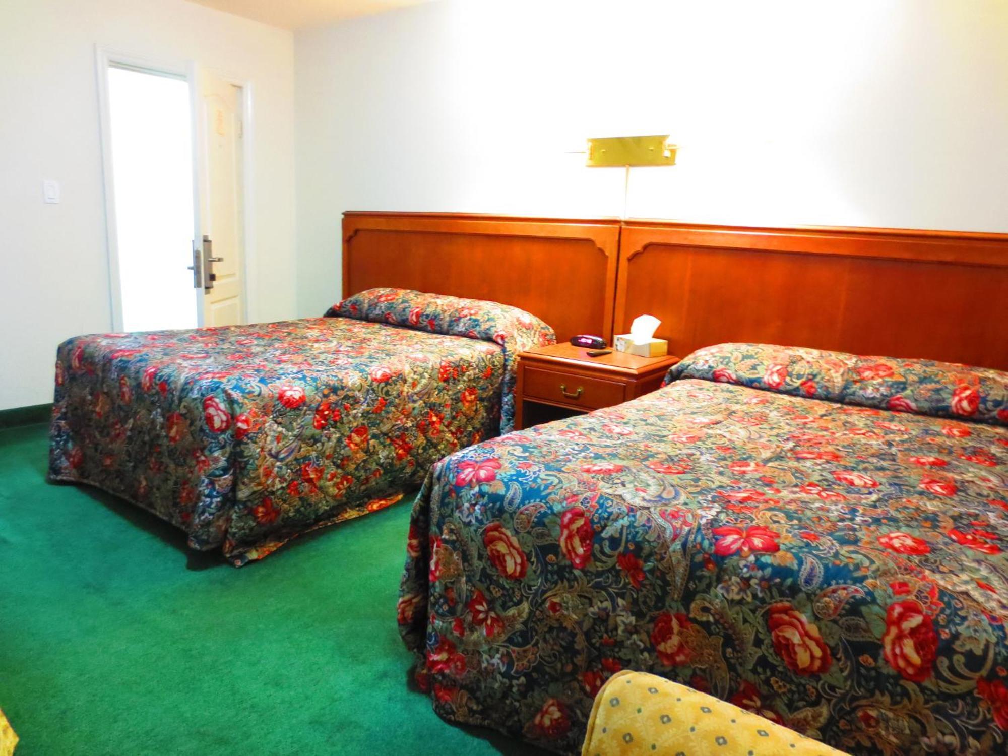 Canadiana Motel Hanover Exterior foto